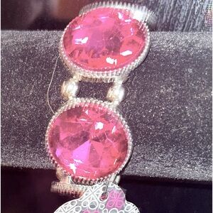 Bright pink paparazzi bracelet